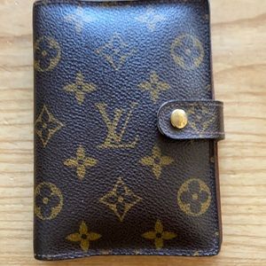 Louis Vuitton Monogram Small ring agenda cover